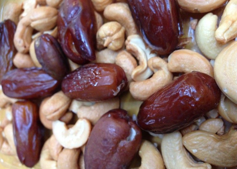 Vitastic | Eiwitten | Pegan Proof: noten & dadels | Voedingsadvies | Blog | Linda Moser