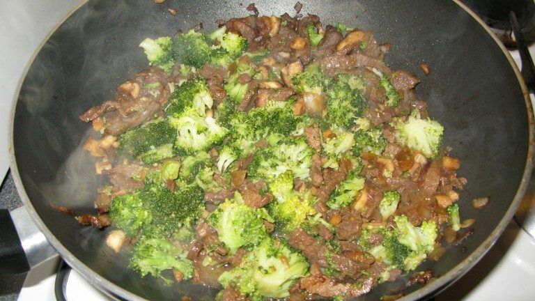 Recept: Beefreepjes met shiitake en broccoli